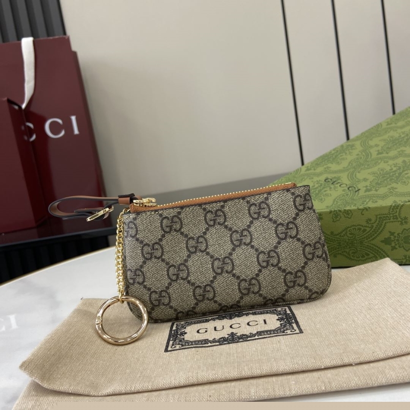 G*u*i wallets & purse